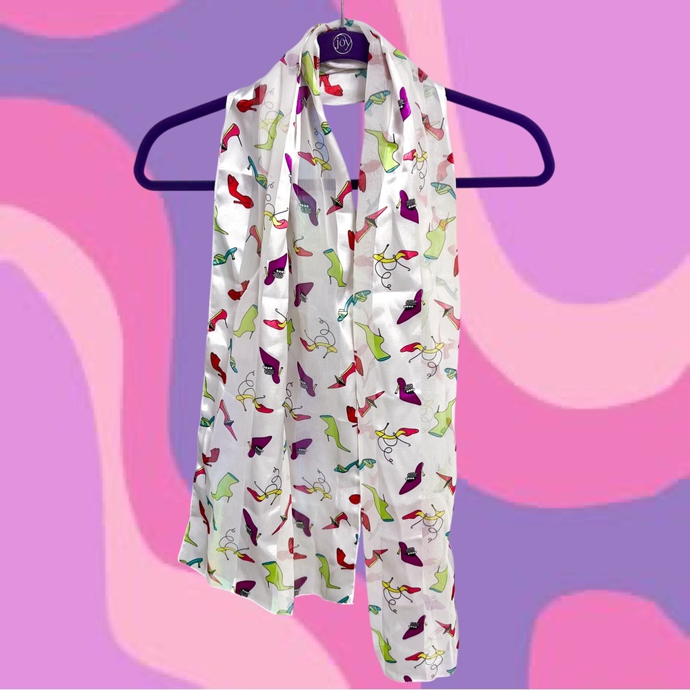 Groovy white striped rainbow shoes scarf